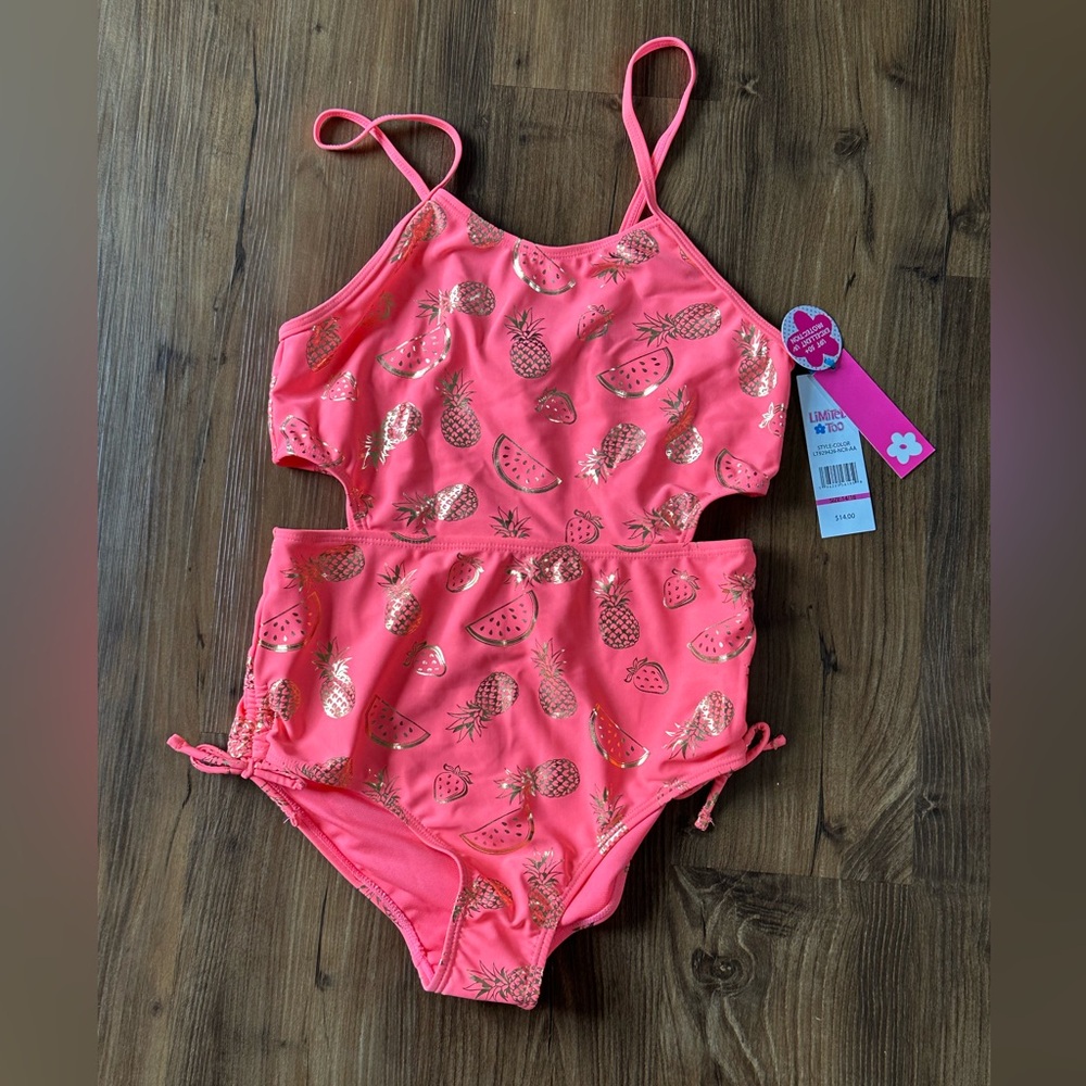 Girls swimsuit, one piece